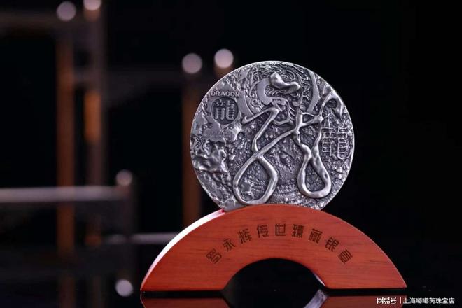 普陀区白银回收线上线下同价。预约上门或亲